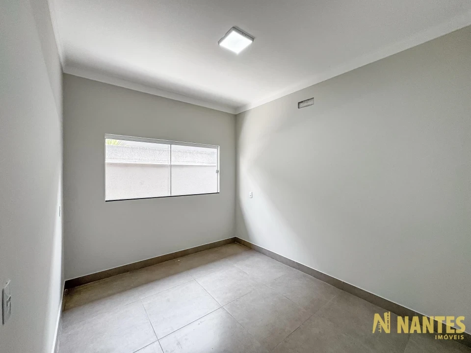 Casa térrea a venda no Condominio Bella, 152 m² privativos 3 quartos por R$ 1.225.000, Jardim Montecatini Londrina/Pr.