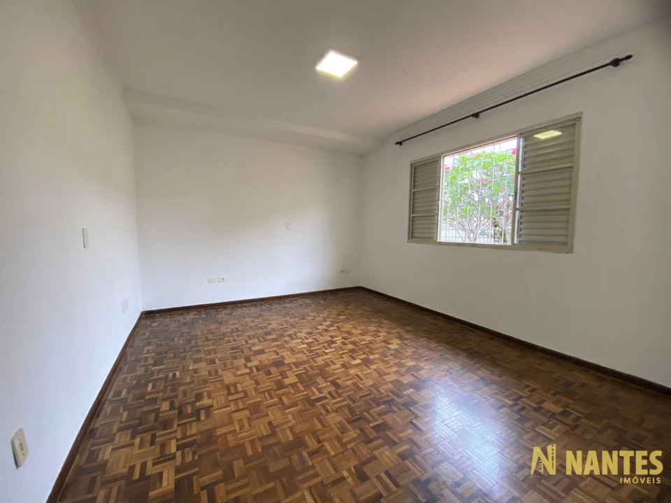 Imagens do imóveis Casa de esquina à venda Rua Jardinópolis - 250 m²  R$ 770.000, - Jardim Alvorada - Londrina/PR.