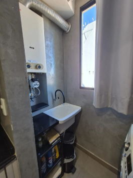Apartamento duplex com terraço privativo no Condomínio Poeta Mário Romagnolli, Centro - Londrina PR