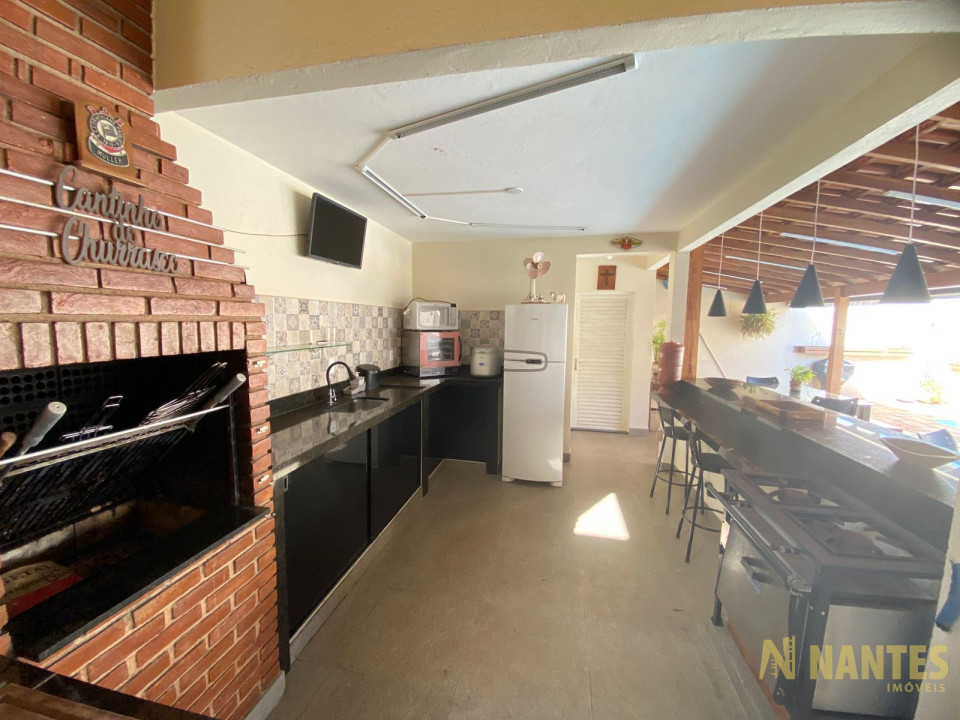 Casa à venda com 4 dormitórios, 200 m² R$ 1.090.000, - Jardim San Fernando - Londrina/PR
