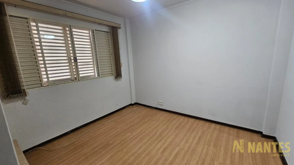 Apartamento a venda Ed. Leonardo da Vinci, 3 quartos, 157 m² privativos por R$ 630.000, Vila Larsen, Londrina/Pr.