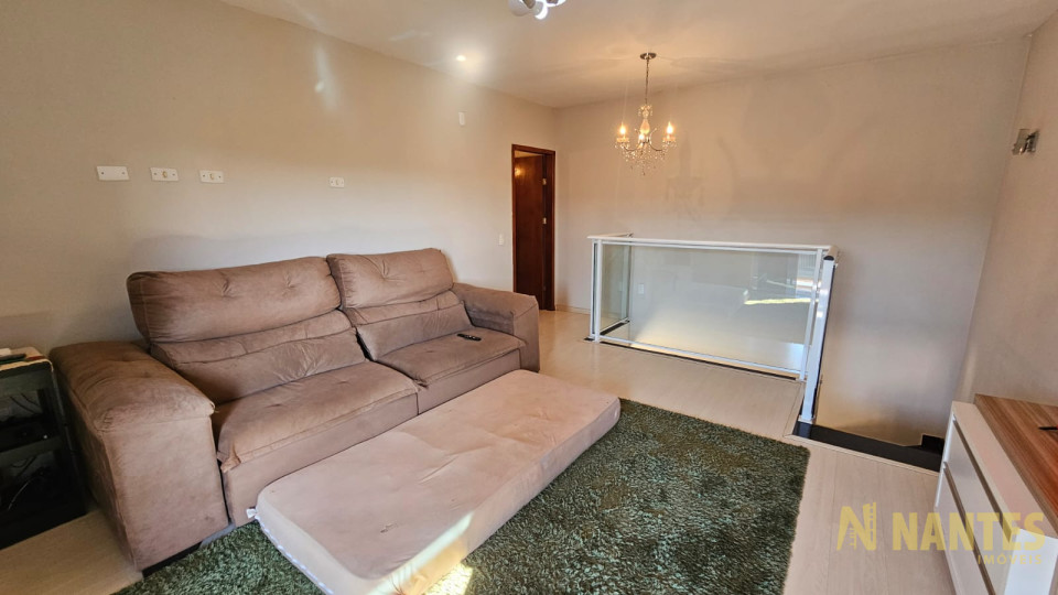 Casa á venda no Residencial Quadra Norte, 250 m²  com 3 suítes, na Zona Norte em Londrina/Pr.