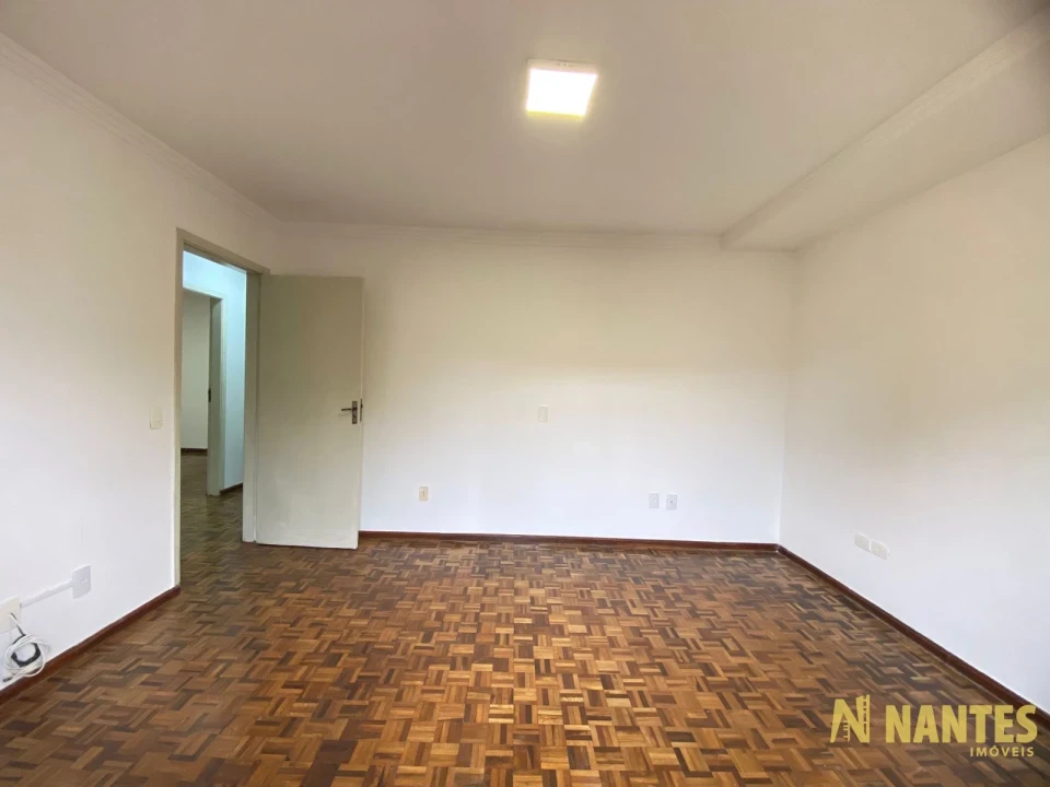 Imagens do imóveis Casa de esquina à venda Rua Jardinópolis - 250 m²  R$ 770.000, - Jardim Alvorada - Londrina/PR.