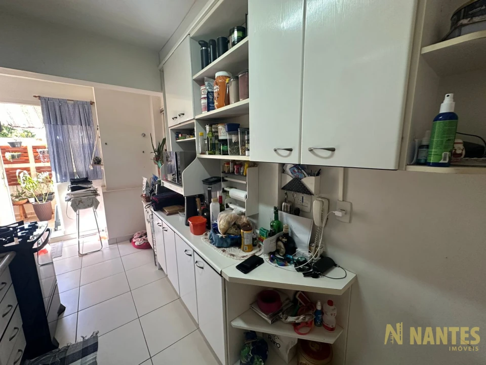 Imagens do imóveis Apartamento para venda com 3 dormitórios sendo 1 suíte, R$300.000,00 - Edifício Saint George, Centro de Londrina PR