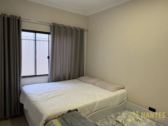 Casa a venda, 3 quartos, 95m² privativos por R$ 398.000, Bairro Cascavel Velho, Cascavel/Pr.