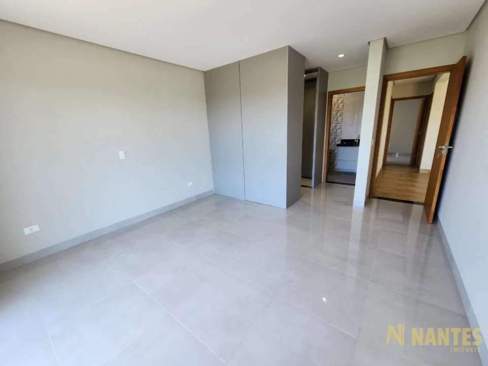 Casa a venda Condominio Fechado zona leste, R$ 1.490.000 com 187m², 3 quartos em Londrina/Pr.