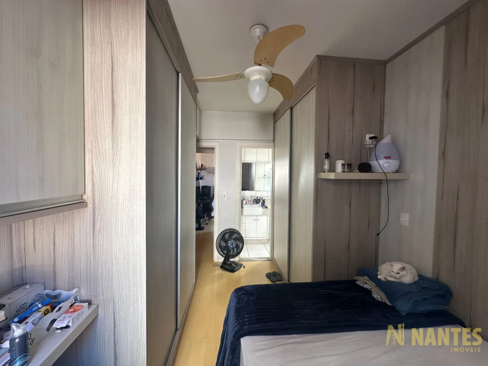 Imagens do imóveis Apartamento para venda com 3 dormitórios sendo 1 suíte, R$300.000,00 - Edifício Saint George, Centro de Londrina PR
