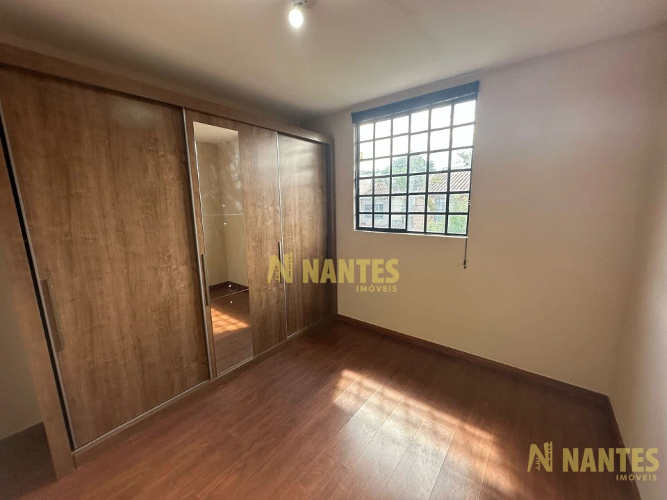 Casa para locação no Condomínio Ilha Bela, 3 dormitórios - R$1.400,00 + valor do Condomínio - Zona Leste, Londrina