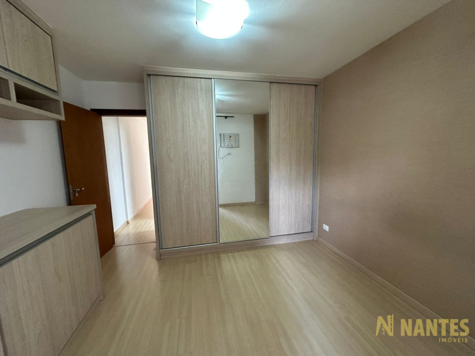 Apartamento para locação no Ed. New Brooklin Residence, Jardim Higienopólis - Londrina PR