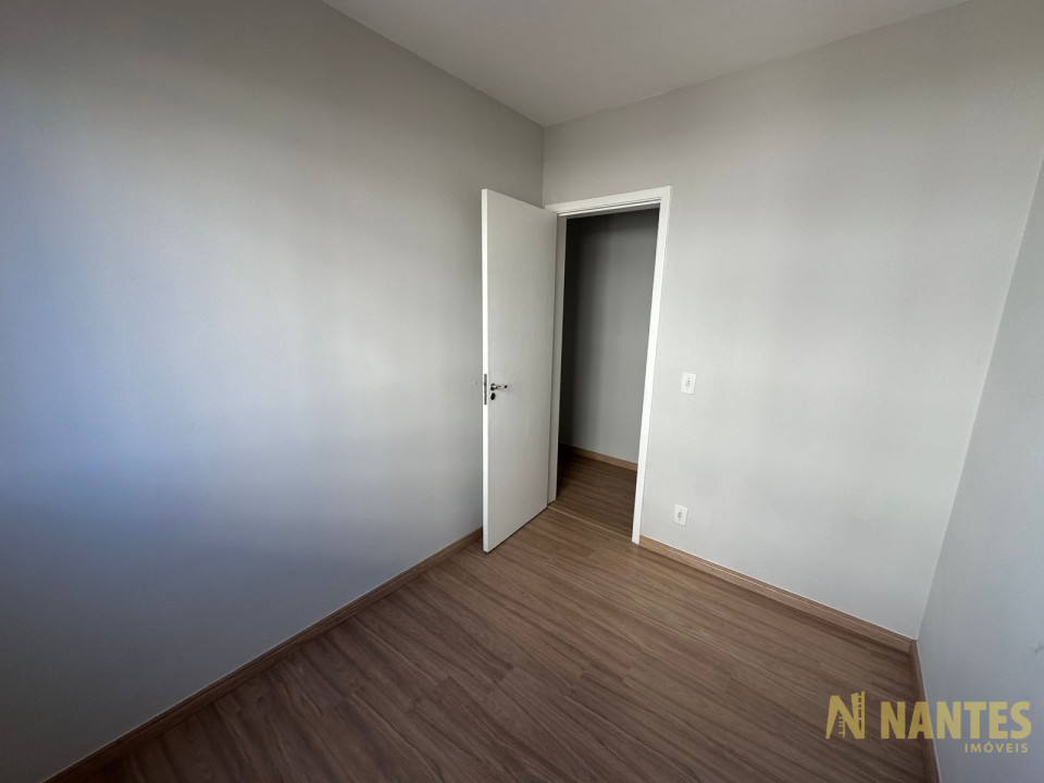 Apartamento com 3 dormitórios para venda e locação no Jardim Morumbi - Londrina/PR