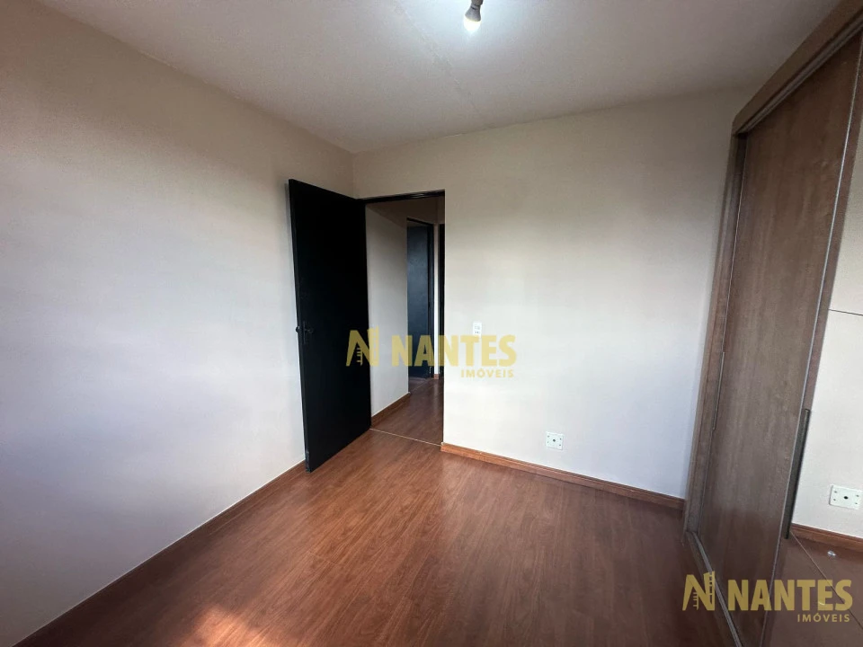 Casa para locação no Condomínio Ilha Bela, 3 dormitórios - R$1.400,00 + valor do Condomínio - Zona Leste, Londrina
