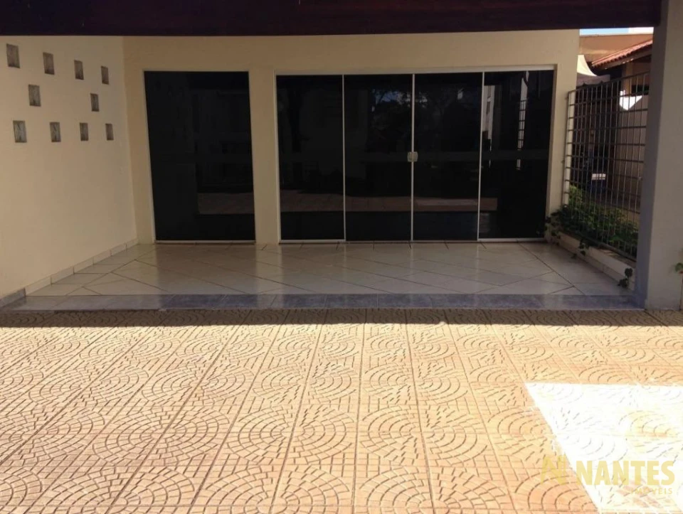 Imagens do imóveis Apartamento a venda no Antares, 3 quartos por R$ 258.00 na Av. São João em Londrina/Pr,