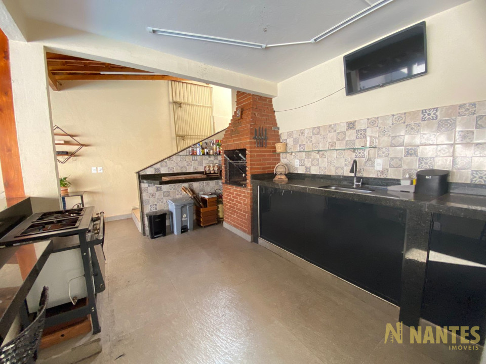 Casa à venda com 4 dormitórios, 200 m² R$ 1.090.000, - Jardim San Fernando - Londrina/PR