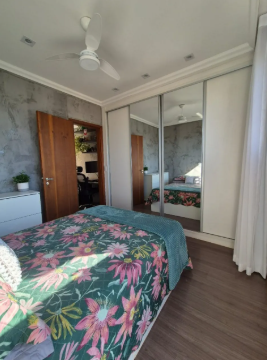 Apartamento duplex com terraço privativo no Condomínio Poeta Mário Romagnolli, Centro - Londrina PR