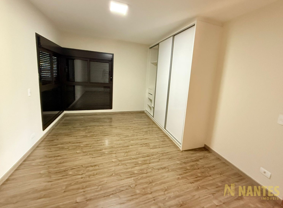 Casa para Locação no Condomínio Royal Park - 5 Suítes - R$ 11.500, - Gleba Fazenda Palhano - Londrina/PR