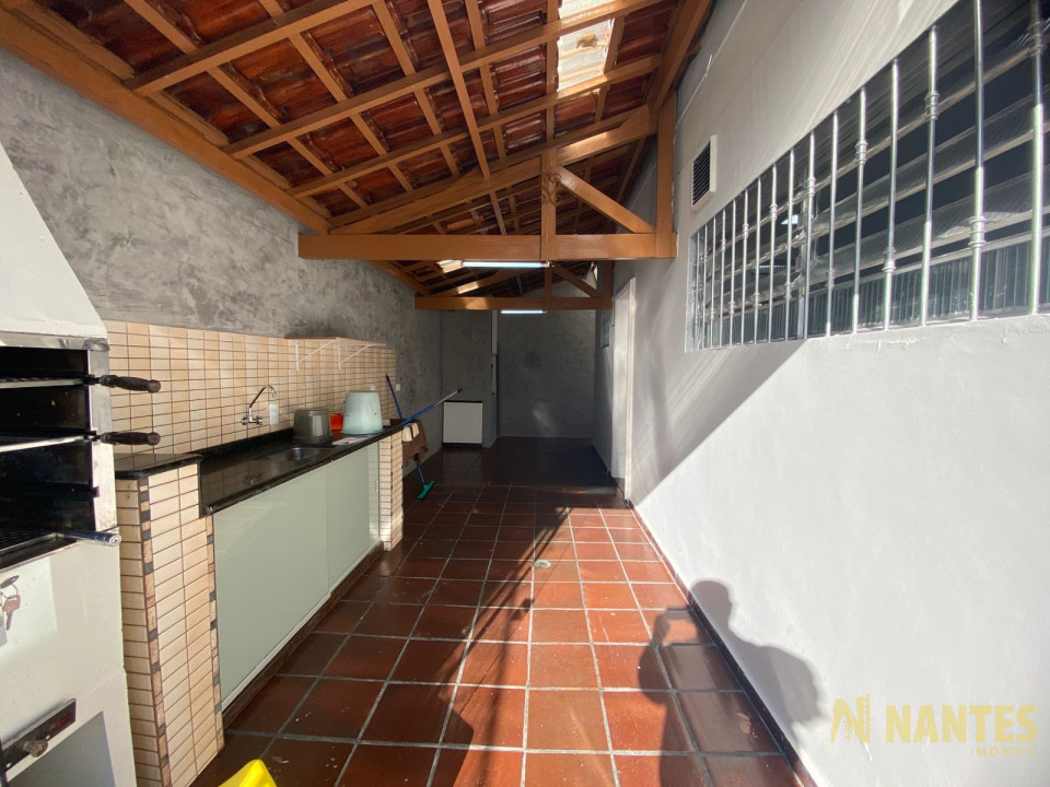 Casa à venda com 4 dormitórios, 260 m² R$ 1.200.000, Boa Vista - Londrina/PR