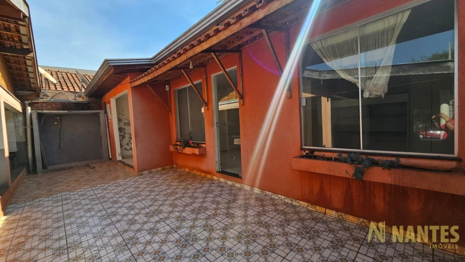 Imóvel comercial para venda, por R$ 960.000 - Bairro Kennedy próximo a Av. Maringá, 324m² em Londrina/Pr.