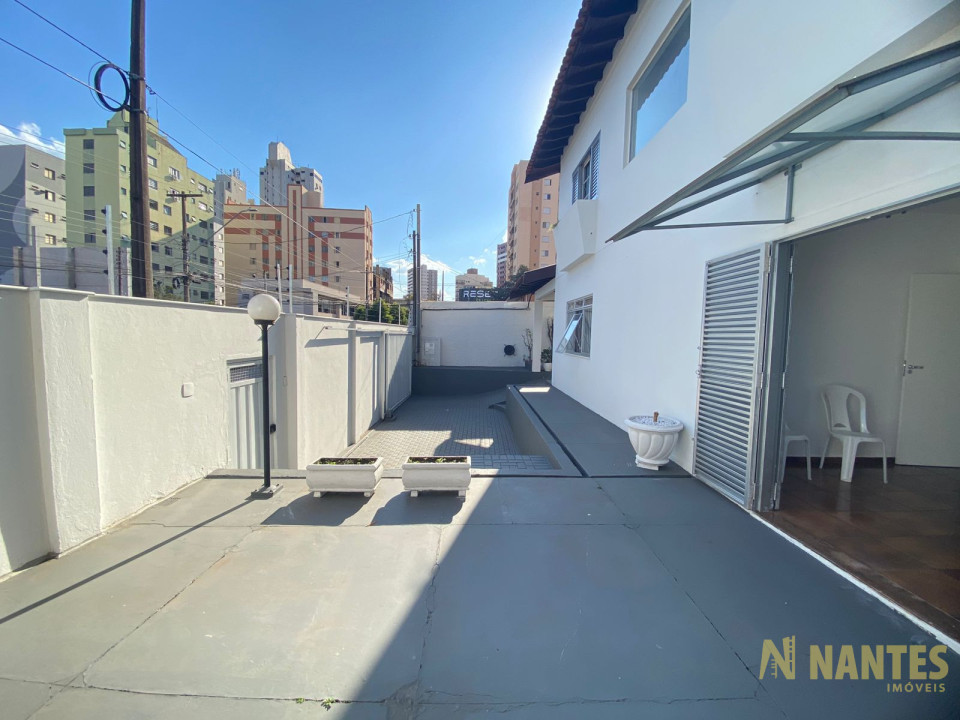 Casa à venda com 4 dormitórios, 260 m² R$ 1.200.000, Boa Vista - Londrina/PR