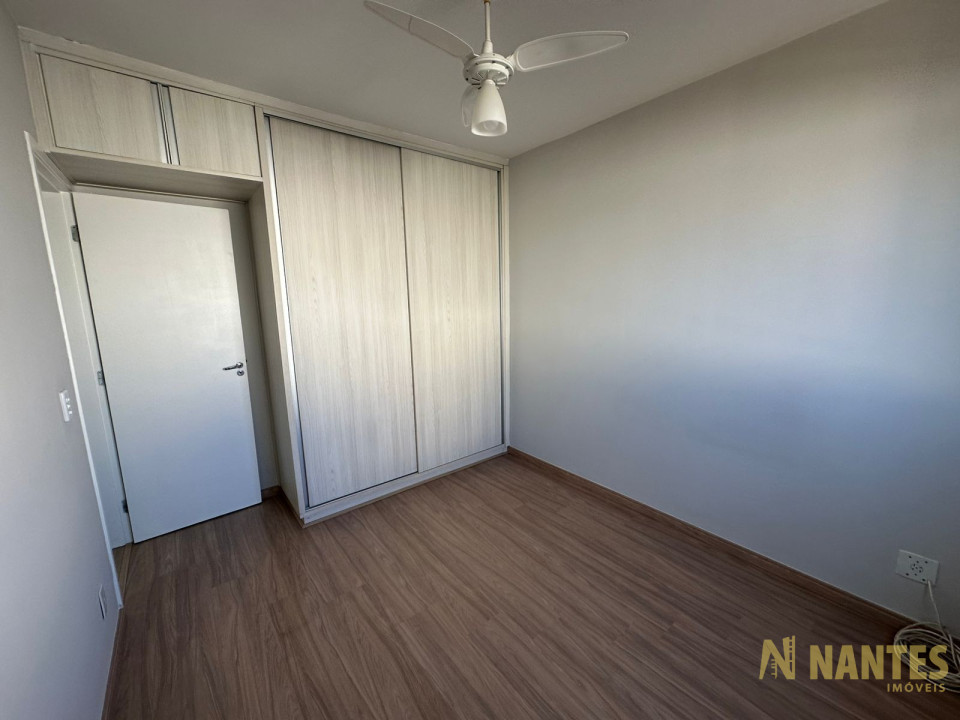 Apartamento com 3 dormitórios para venda e locação no Jardim Morumbi - Londrina/PR