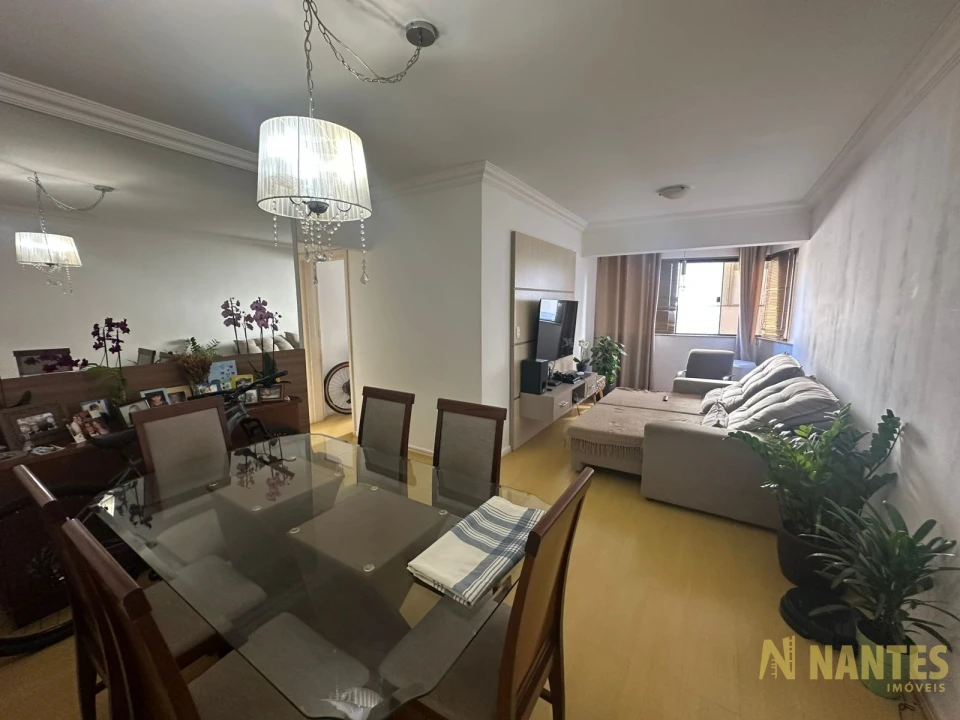 Imagens do imóveis Apartamento para venda com 3 dormitórios sendo 1 suíte, R$300.000,00 - Edifício Saint George, Centro de Londrina PR