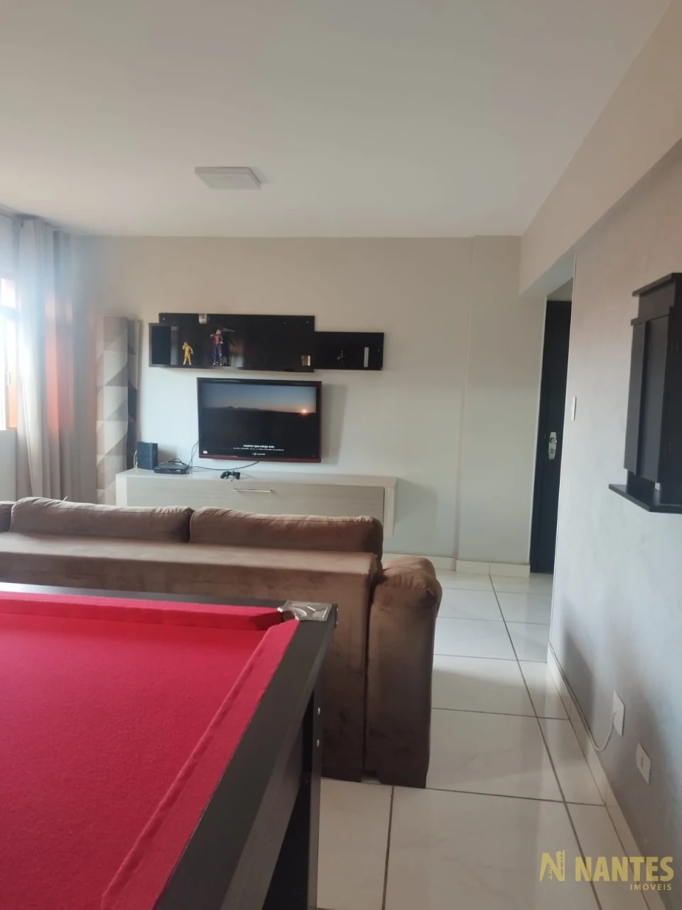 Imagens do imóveis Apartamento no centro Edificio Lilian, 101 m² privativos 3 quartos, Londrina/Pr