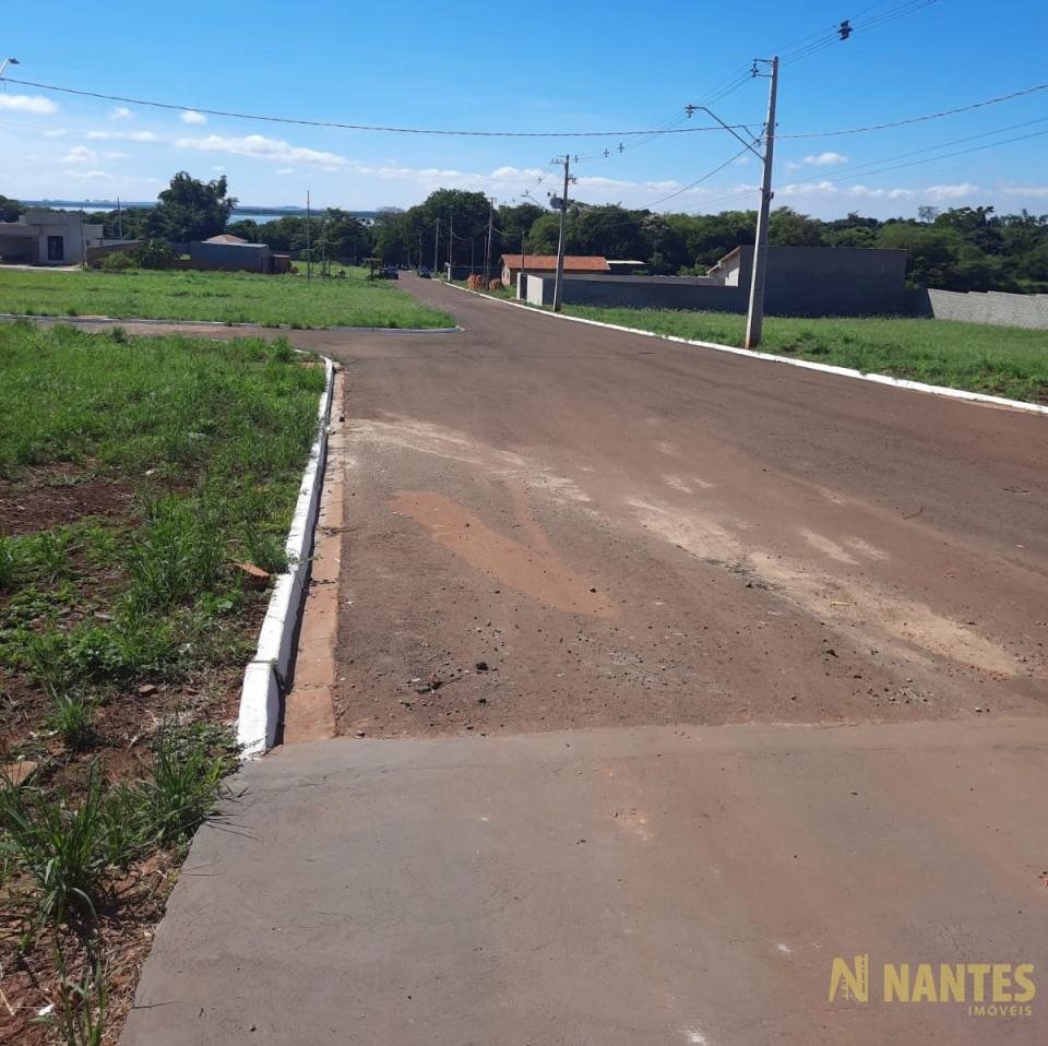 Imagens do imóveis Terreno à venda no Condomínio Imperial - 360 m² R$ 149.000, - Primeiro de Maio/PR