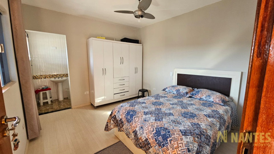 Casa á venda no Residencial Quadra Norte, 250 m²  com 3 suítes, na Zona Norte em Londrina/Pr.