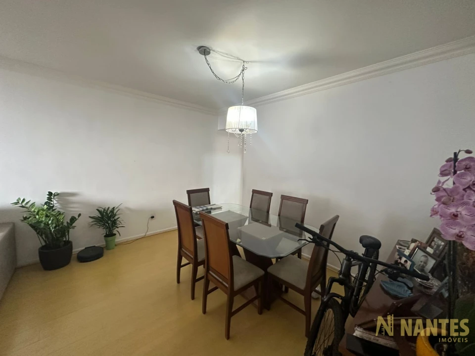 Imagens do imóveis Apartamento para venda com 3 dormitórios sendo 1 suíte, R$300.000,00 - Edifício Saint George, Centro de Londrina PR