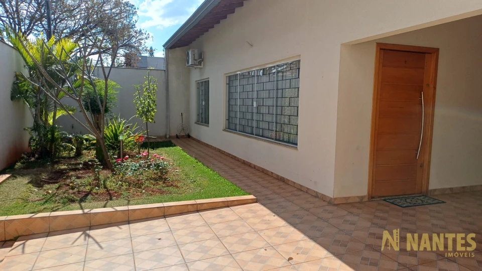Imagens do imóveis Casa para venda com 189m² úteis e 2 suítes, Bairro Mediterrâneo - Londrina PR