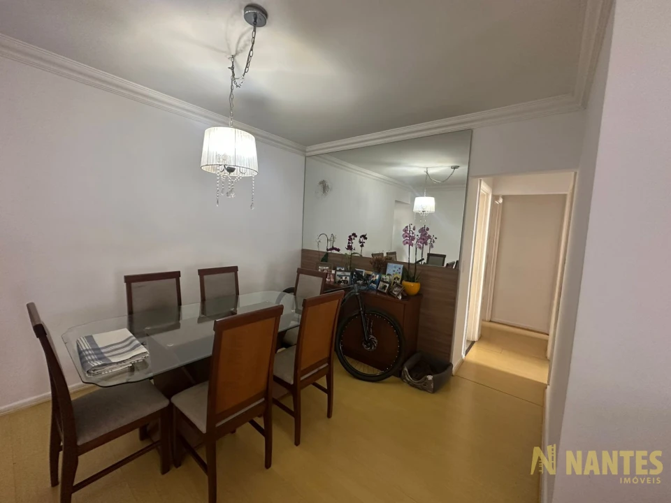 Imagens do imóveis Apartamento para venda com 3 dormitórios sendo 1 suíte, R$300.000,00 - Edifício Saint George, Centro de Londrina PR