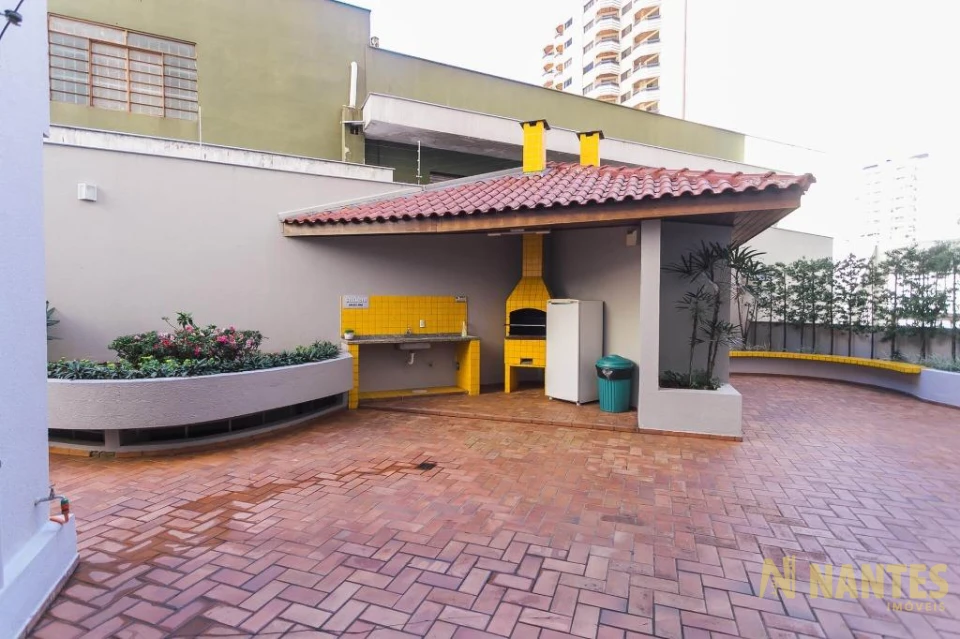 Apartamento a venda no Ed. Montpellier, 47 m² privativos, 1 quarto, Valor R$ 280.000 Centro de Londrina.