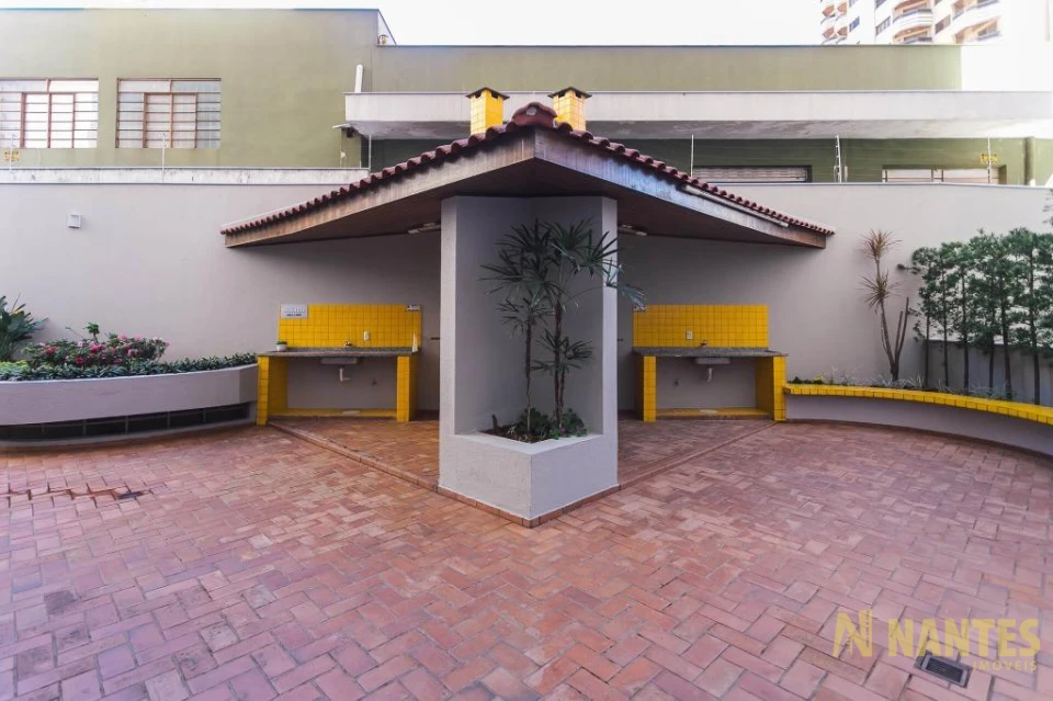Apartamento a venda no Ed. Montpellier, 47 m² privativos, 1 quarto, Valor R$ 280.000 Centro de Londrina.