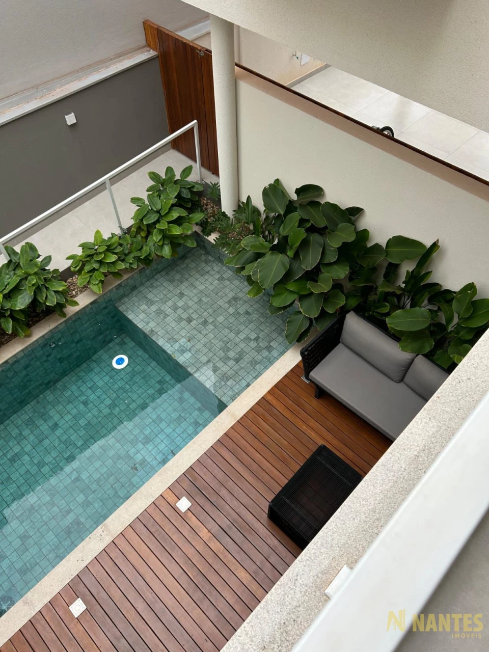 Casa com 3 suítes à venda Parque Tauá Aranguá - 242 m² R$ 2.150.000, - Abussafe - Londrina/PR.