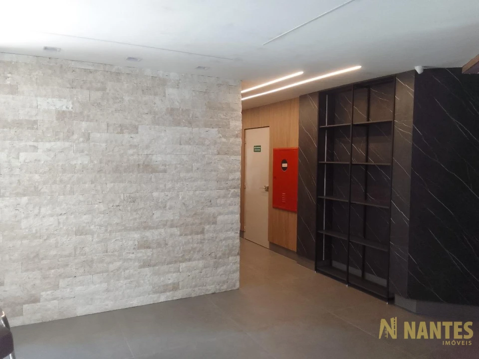 Apartamento a venda no Ed. Montpellier, 47 m² privativos, 1 quarto, Valor R$ 280.000 Centro de Londrina.