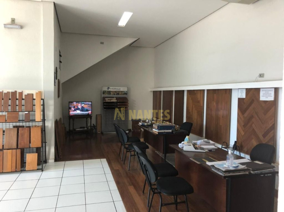 Barracão e Quitinetes à venda - em frente ao Terminal Rodoviário de Londrina - 675 m² - R$ 1.800.000, - Londrina/PR