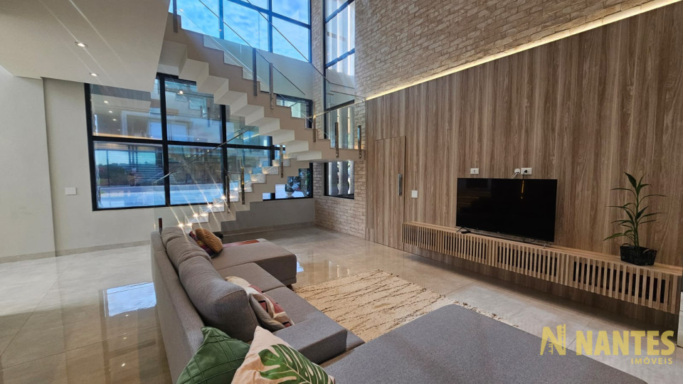 CondomCasa com 5 dormitórios à venda, sendo 3 suítes, 558 m² por R$ 4.990.000 - Jardim Tarobá - Cambé/PRinio Villaggio do Engenho