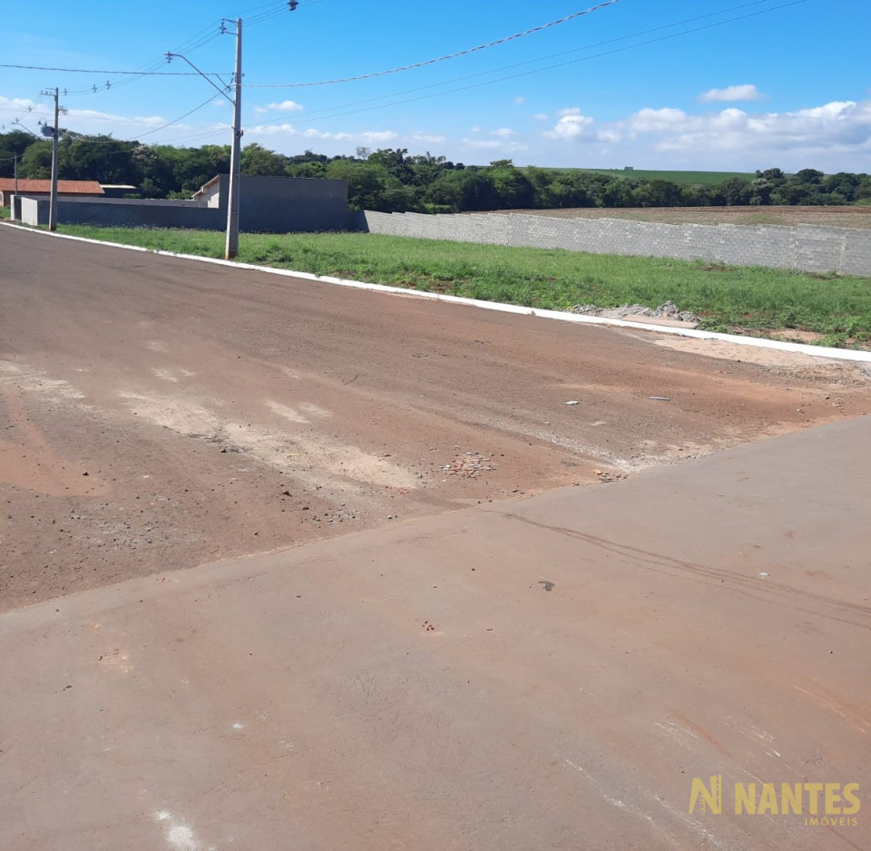 Imagens do imóveis Terreno à venda no Condomínio Imperial - 360 m² R$ 149.000, - Primeiro de Maio/PR