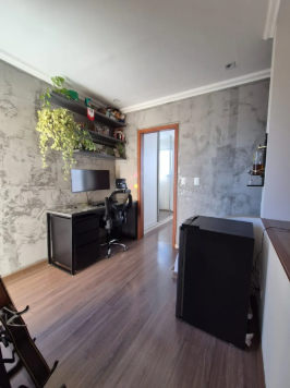Apartamento duplex com terraço privativo no Condomínio Poeta Mário Romagnolli, Centro - Londrina PR