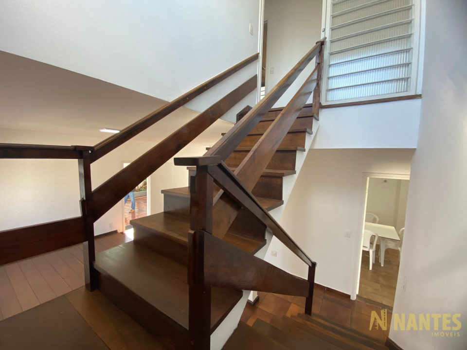 Casa à venda com 4 dormitórios, 260 m² R$ 1.200.000, Boa Vista - Londrina/PR