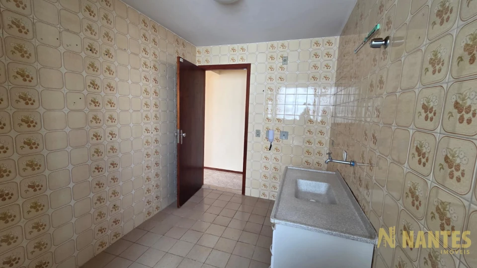 Imagens do imóveis Apartamento a venda no Antares, 3 quartos por R$ 258.00 na Av. São João em Londrina/Pr,