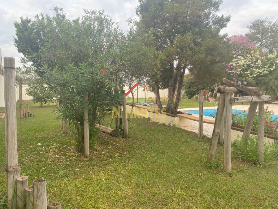 Imagens do imóveis Casa à venda com 2 suítes - Terreno 2500 m² - R$ 2.700.000, - Londrina/PR
