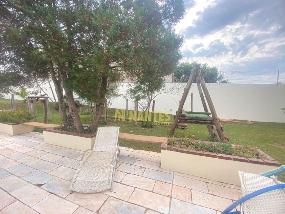Imagens do imóveis Casa à venda com 2 suítes - Terreno 2500 m² - R$ 2.700.000, - Londrina/PR