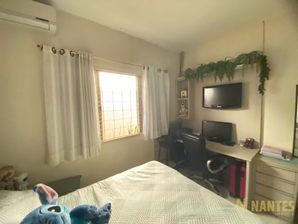 Casa à venda com 4 dormitórios, 200 m² R$ 1.090.000, - Jardim San Fernando - Londrina/PR