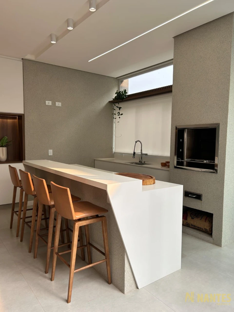 Casa com 3 suítes à venda Parque Tauá Aranguá - 242 m² R$ 2.150.000, - Abussafe - Londrina/PR.
