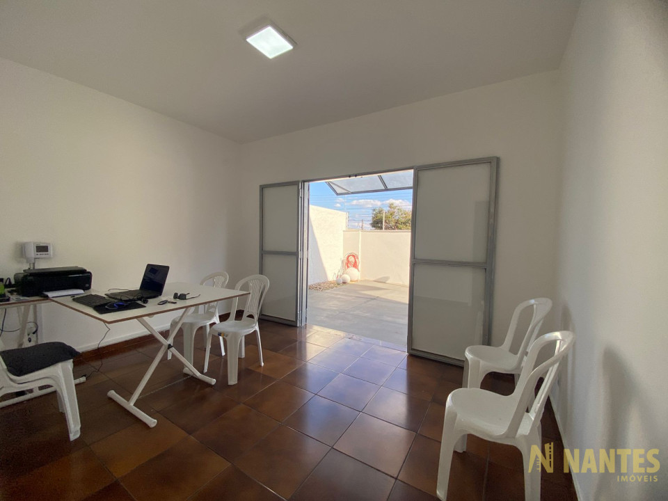 Casa à venda com 4 dormitórios, 260 m² R$ 1.200.000, Boa Vista - Londrina/PR