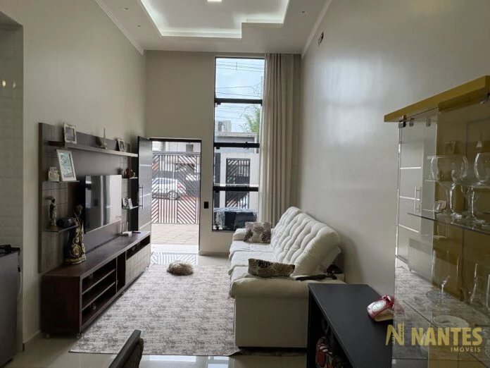 Casa a venda, 3 quartos, 95m² privativos por R$ 398.000, Bairro Cascavel Velho, Cascavel/Pr.