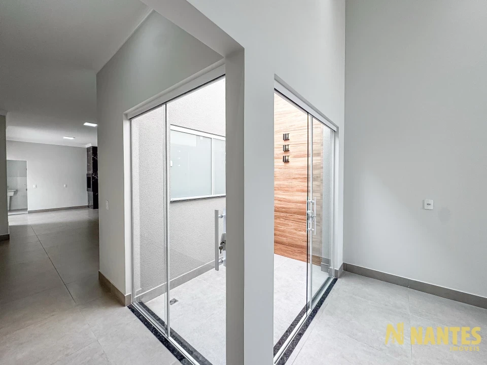 Casa térrea a venda no Condominio Bella, 152 m² privativos 3 quartos por R$ 1.225.000, Jardim Montecatini Londrina/Pr.