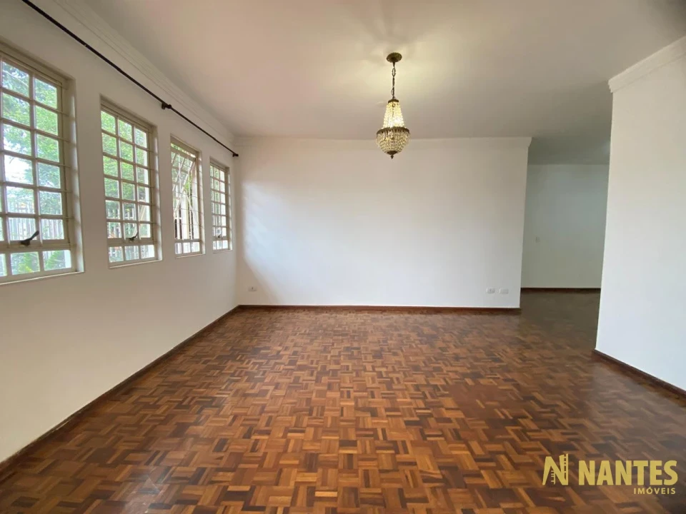Imagens do imóveis Casa de esquina à venda Rua Jardinópolis - 250 m²  R$ 750.000, - Jardim Alvorada - Londrina/PR.