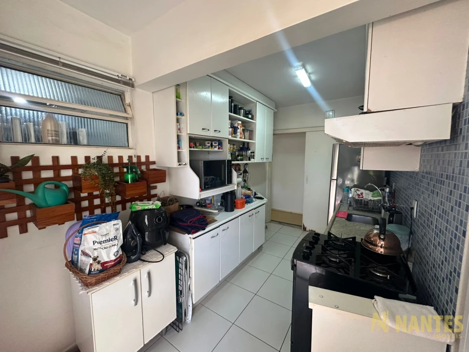 Imagens do imóveis Apartamento para venda com 3 dormitórios sendo 1 suíte, R$300.000,00 - Edifício Saint George, Centro de Londrina PR
