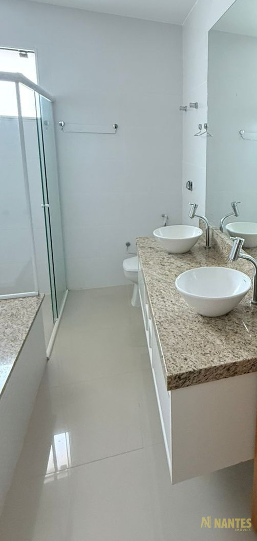 Casa para Locação no Condomínio Royal Park - 5 Suítes - R$ 11.500, - Gleba Fazenda Palhano - Londrina/PR